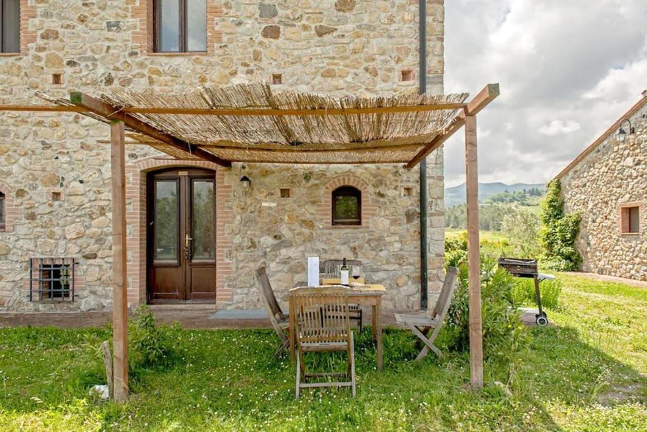Agriturismo Fattoria Di Statiano Pomarance Exterior foto